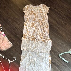 Lilly Pulitzer size large white and tan tropical dress. New with tags